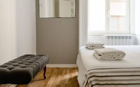 Stay In Naples Flats